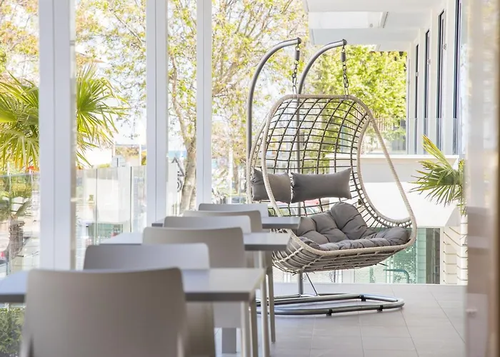 Amalfi Smart Hub & - Ideale Per Ragazzi Hotel Riccione