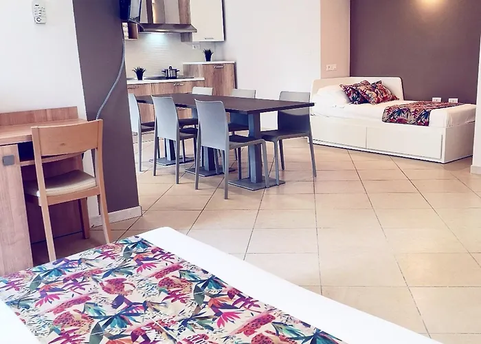 Amalfi Smart Hub & - Ideale Per Ragazzi Hotel