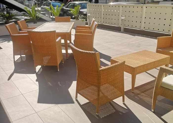 Amalfi Smart Hub & - Ideale Per Ragazzi Hotel Riccione