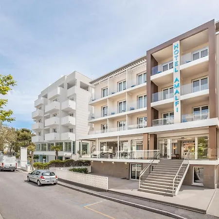 Amalfi Smart Hub Rooms & Apartments - Ideale Per Ragazzi 3*