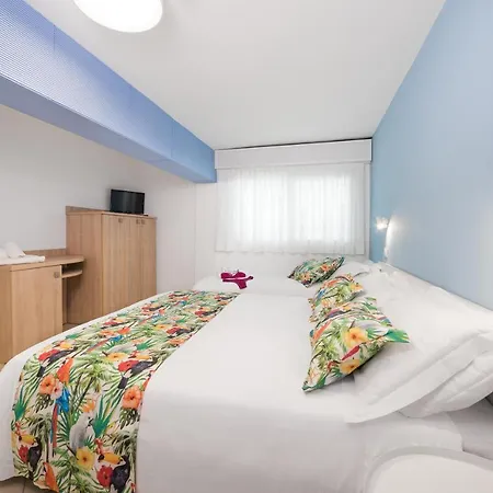 Amalfi Smart & - Ideale Per Ragazzi Hotel 3*