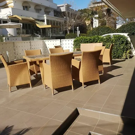 Amalfi Smart Hub Rooms & Apartments - Ideale Per Ragazzi