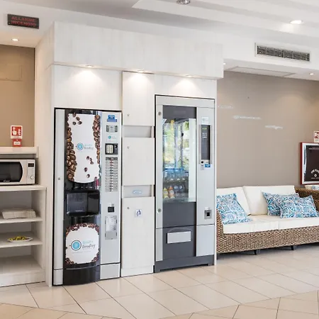 Hotel Amalfi Smart & - Ideale Per Ragazzi 3*