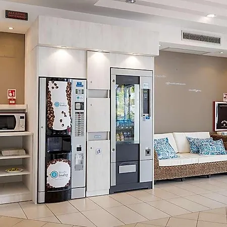 Amalfi Smart & - Ideale Per Ragazzi Riccione