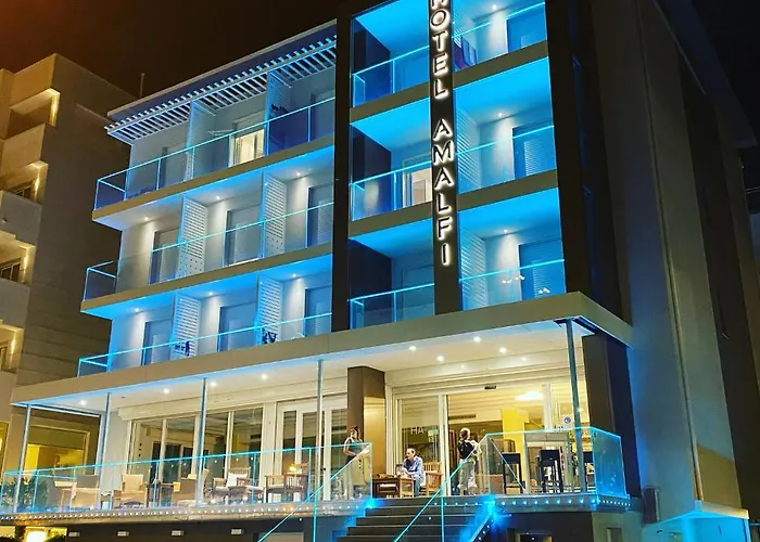 Amalfi Smart Hub Rooms & Apartments - Ideale Per Ragazzi Hotel 3*