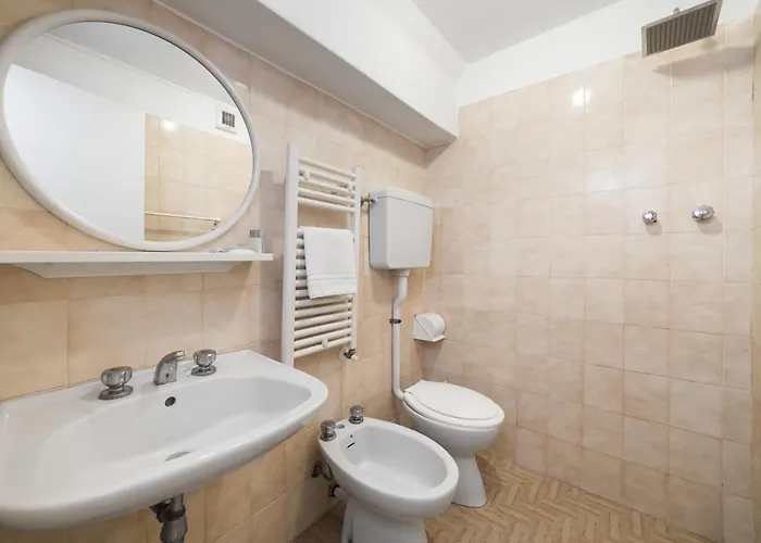 Hotel Amalfi Smart Hub Rooms & Apartments - Ideale Per Ragazzi 3*