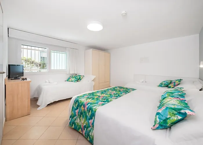 Hotel Amalfi Smart Hub Rooms & Apartments - Ideale Per Ragazzi