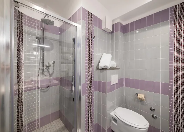 Amalfi Smart Hub Rooms & Apartments - Ideale Per Ragazzi 3* Riccione